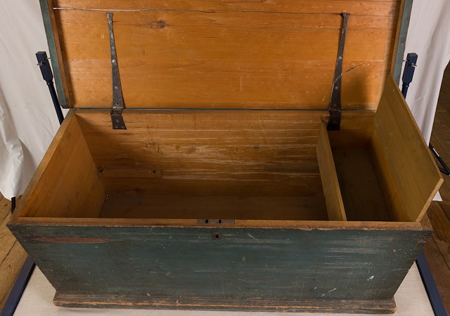 Wooden chest.  Object ID 2021.FIC.9. Courtesy of The Fort Ticonderoga Museum Collection.