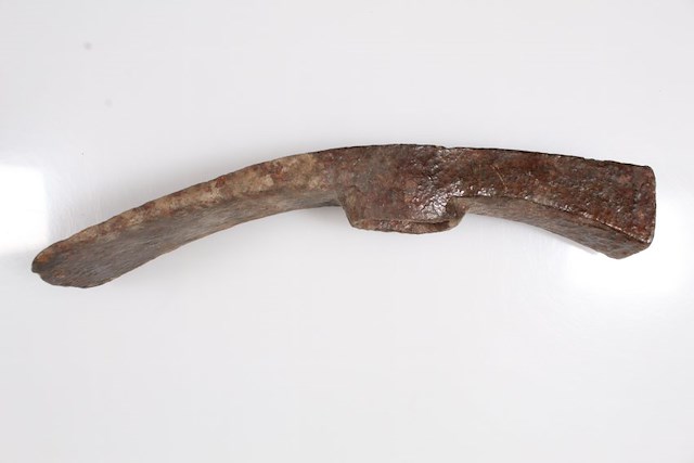Complete adz. Object ID 2017.B.64.567. Courtesy of The Fort Ticonderoga Museum Collection.