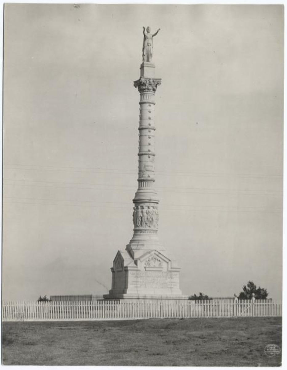 The Miriam and Ira D. Wallach Division of Art, Prints and Photographs: Photography Collection, The New York Public Library. “Yorktown monument, Yorktown, Va.” New York Public Library Digital Collections.